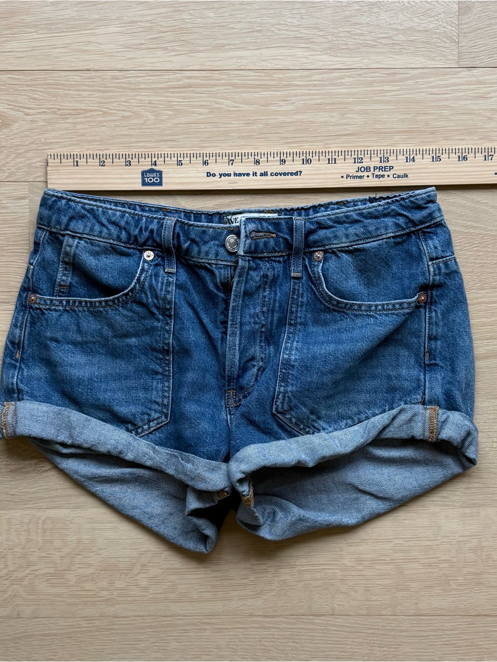 Free People denim shorts Size 27